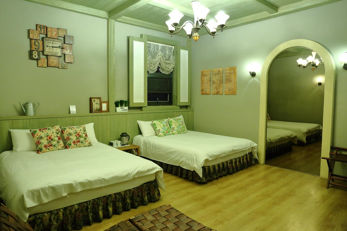 【宿。花蓮】女王萬歲民宿〜花蓮必住!市區首選,近東大門夜市,特色異國風格民宿,如女王般的享受呀!