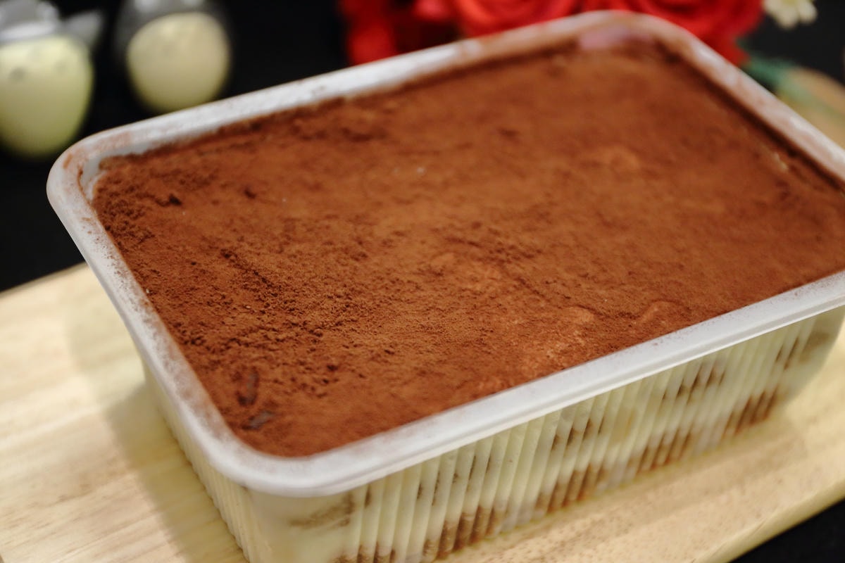 【宅配。美食】Safini Tiramisu 莎費尼〜女孩的甜食Time!繽紛美味的提拉米蘇宅配到家