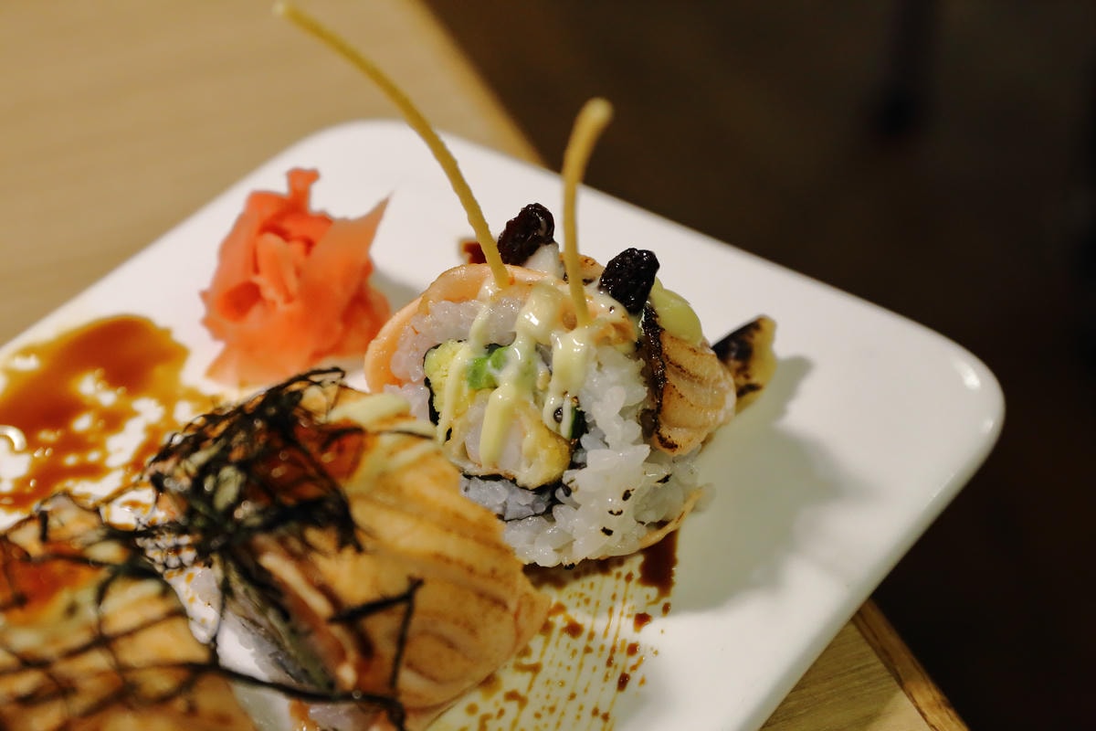 【食。板橋】哇沙Bi 沢也 日本料理〜板橋美味飽典平價日本料理俗擱大碗!毛毛蟲壽司好吸睛!(已歇業)