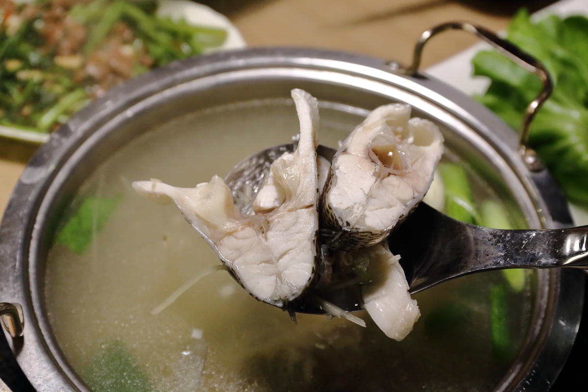 【食。板橋】哇沙Bi 沢也 日本料理〜板橋美味飽典平價日本料理俗擱大碗!毛毛蟲壽司好吸睛!(已歇業)