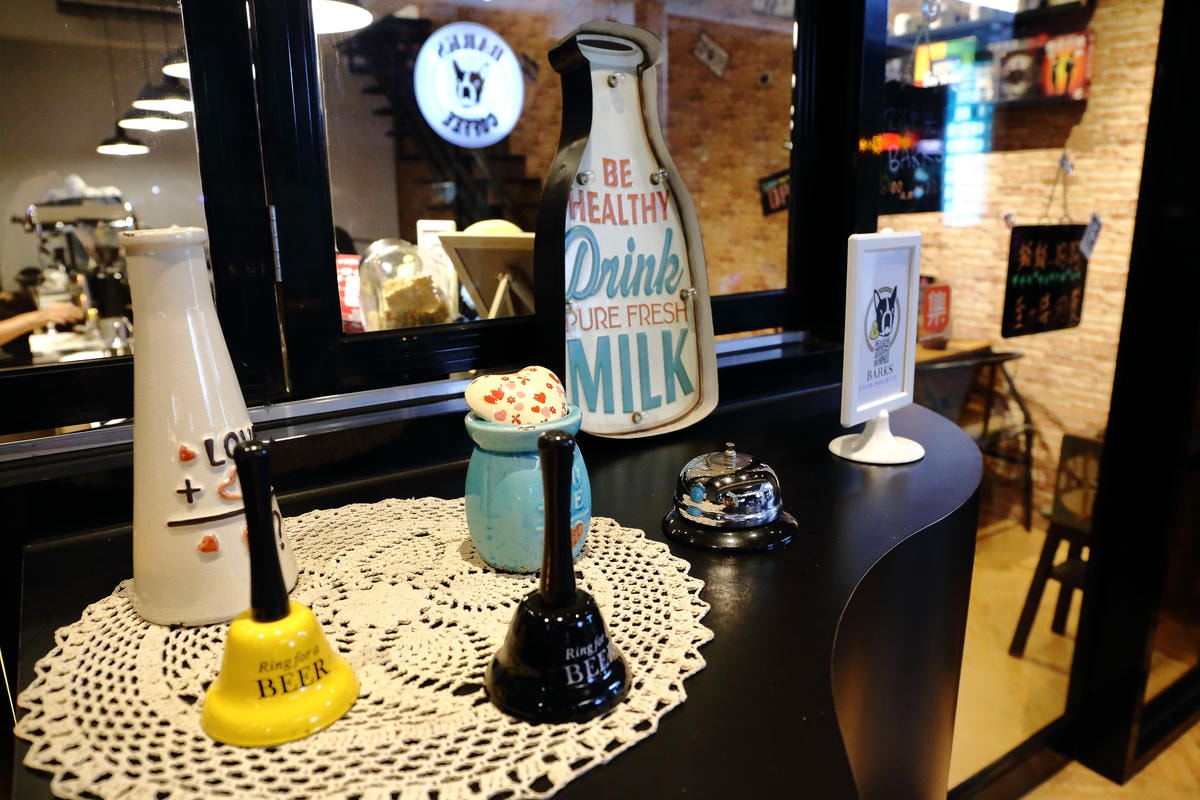 【食。永和】Barks咖啡概念館復古工業風格氣氛,悠閒享受咖啡時光,永和咖啡廳推薦(已歇業)