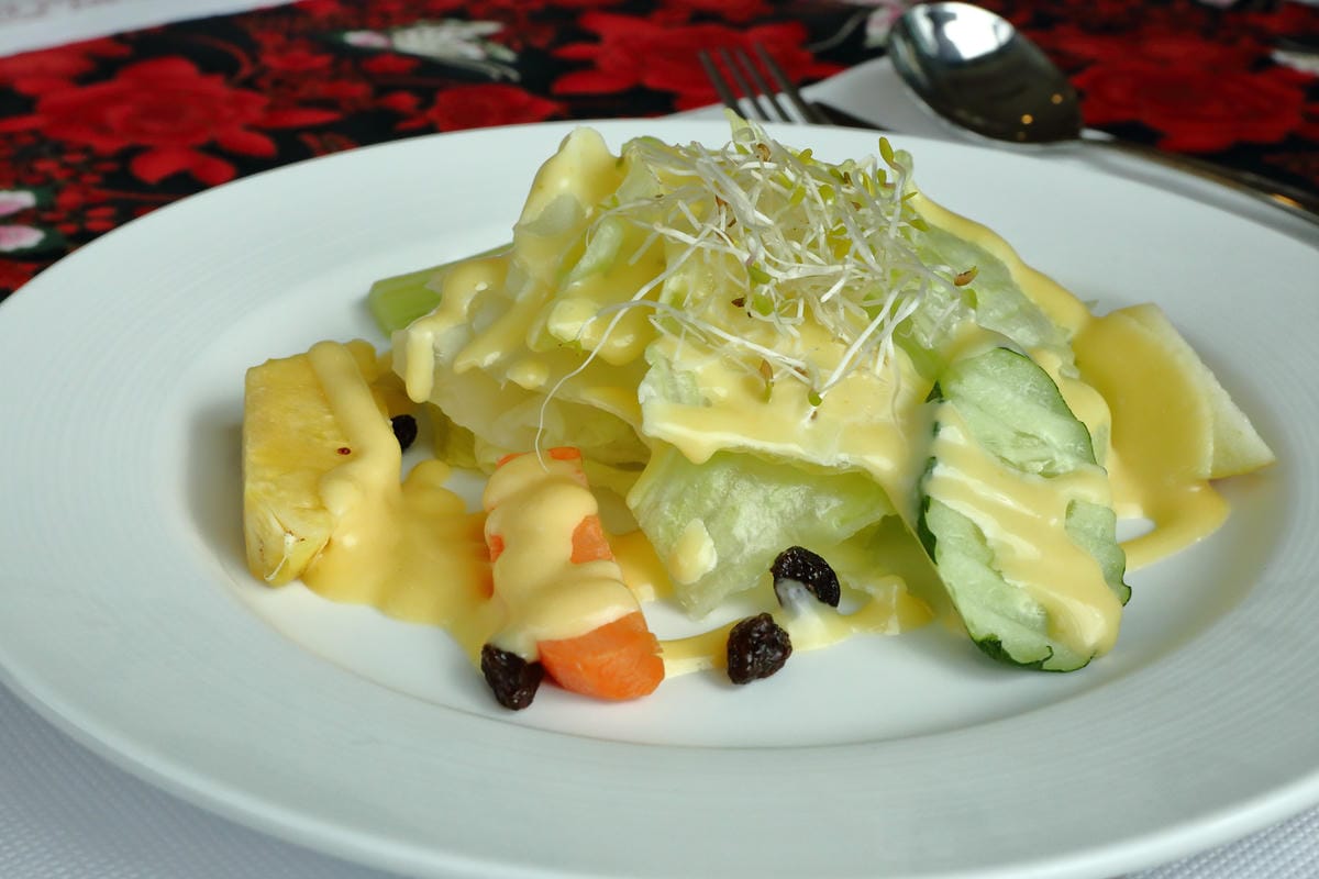 【食。新北三芝】樂岩庭園西餐～​48盎司厚5公分超大牛排等你來挑戰，大食客美食推薦，食量小者勿試！