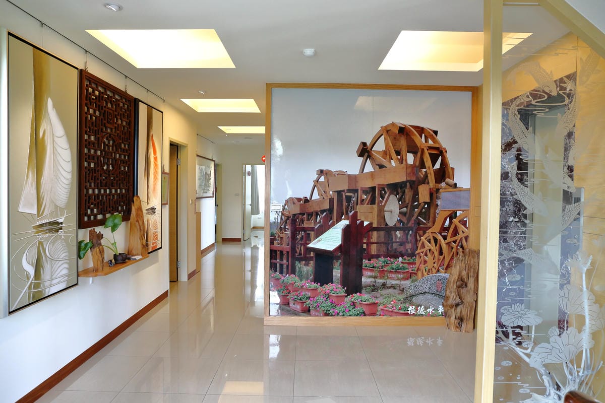 【食。新北三芝】樂岩庭園西餐～​48盎司厚5公分超大牛排等你來挑戰，大食客美食推薦，食量小者勿試！