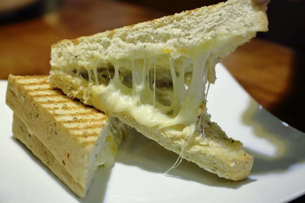 【食。永和】Pizza Rock 搖滾披薩～​純正義式手工披薩，出乎意料好吃薄、脆、香！