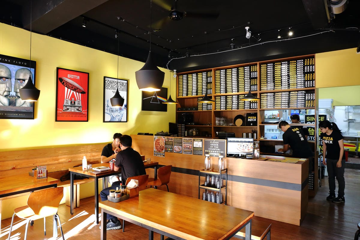 【食。永和】Pizza Rock 搖滾披薩～​純正義式手工披薩，出乎意料好吃薄、脆、香！