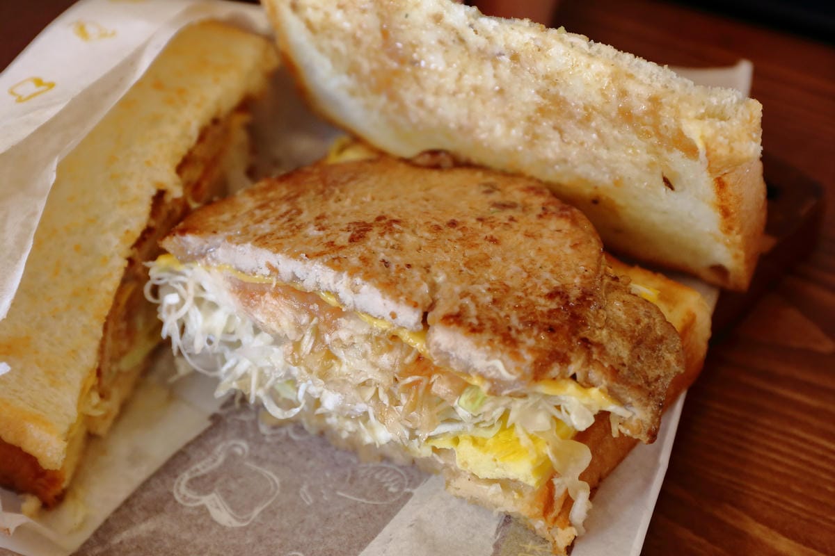 【食。中和】吐司工寓Tosicon – 四號公園店～韓式鐵板吐司專賣。新開幕人氣餐廳，你嚐鮮了嗎？(已歇業)