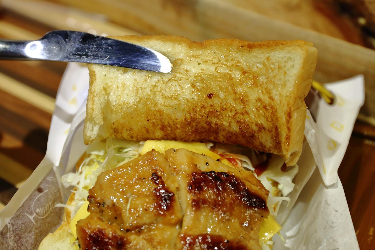 【食。中和】吐司工寓Tosicon – 四號公園店～韓式鐵板吐司專賣。新開幕人氣餐廳，你嚐鮮了嗎？(已歇業)