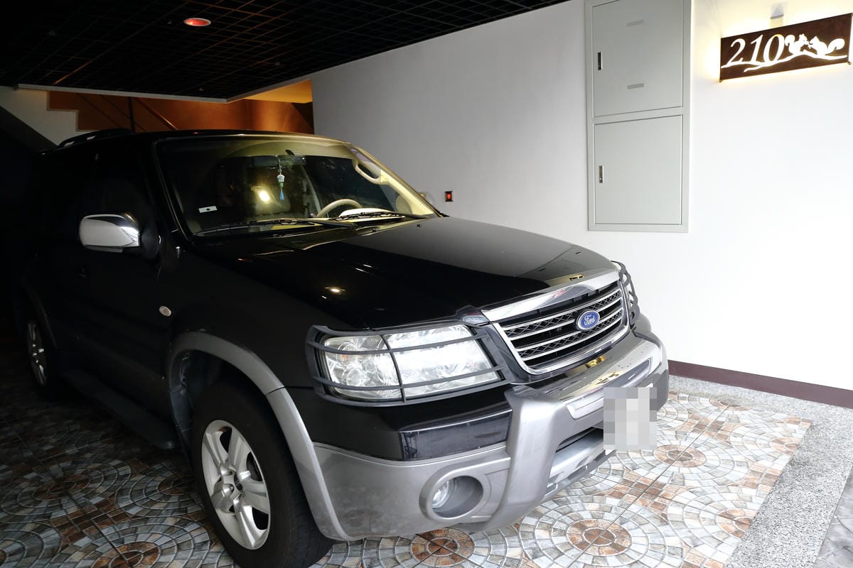 【宿。台中】芭蕾城市渡假旅店 VillaBallet～​台中住宿推薦。新穎時尚主題房型設計，宛如置身異國享受著異國的風情，趕快預約美好假期！