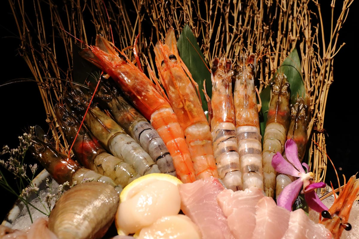 【食。台北】。囍聚。精緻鍋物～台北海鮮火鍋代名詞，老饕必訪！頂級蝦子太銷魂，吃到痛風也不怕！