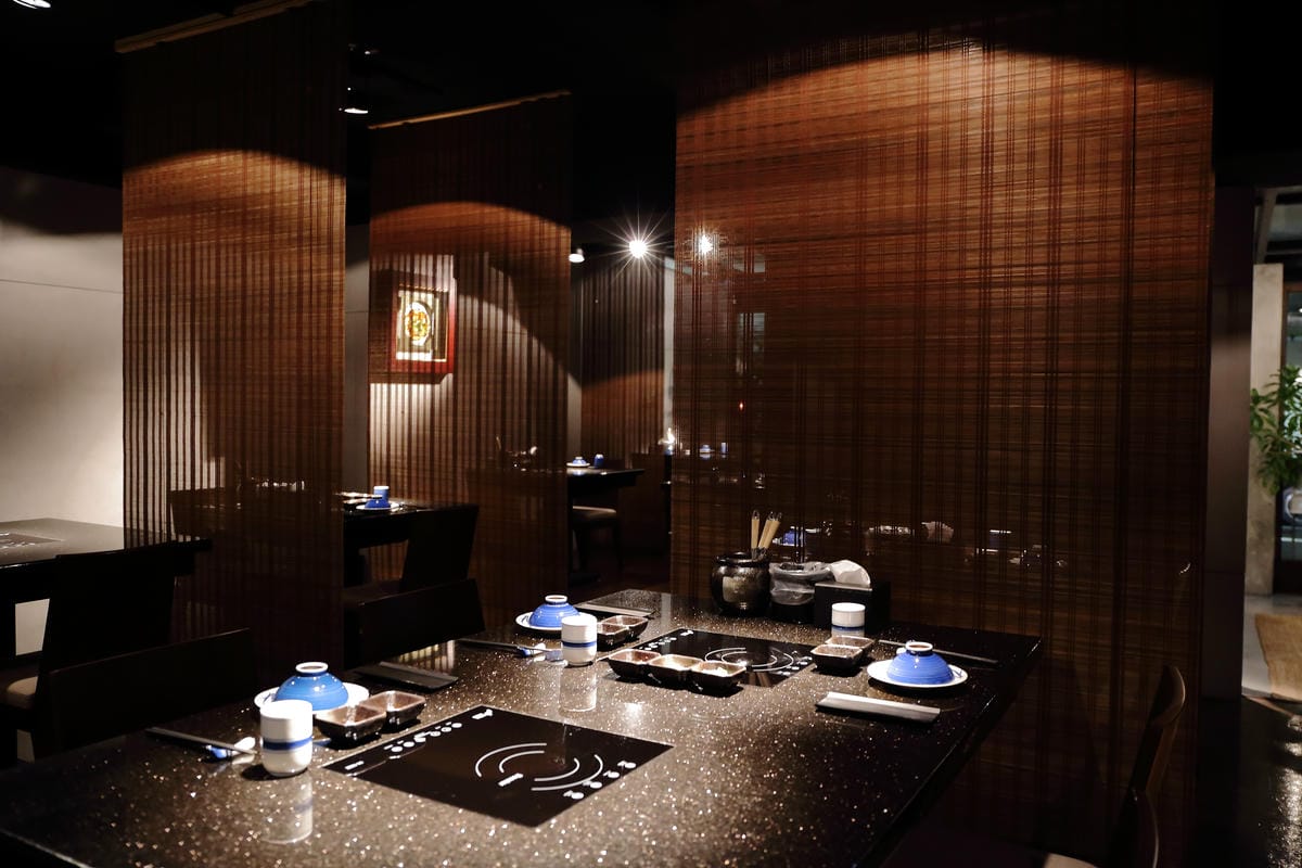 【食。台北】。囍聚。精緻鍋物～台北海鮮火鍋代名詞，老饕必訪！頂級蝦子太銷魂，吃到痛風也不怕！