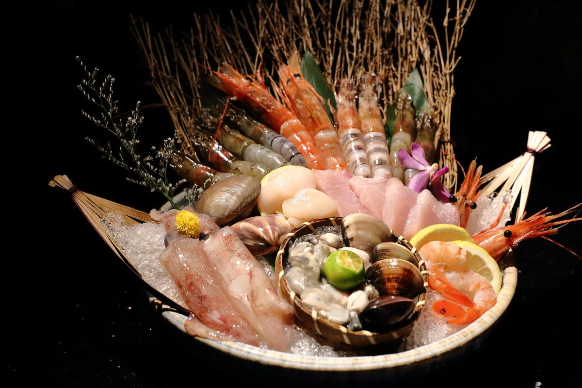 【食。台北】。囍聚。精緻鍋物～台北海鮮火鍋代名詞，老饕必訪！頂級蝦子太銷魂，吃到痛風也不怕！