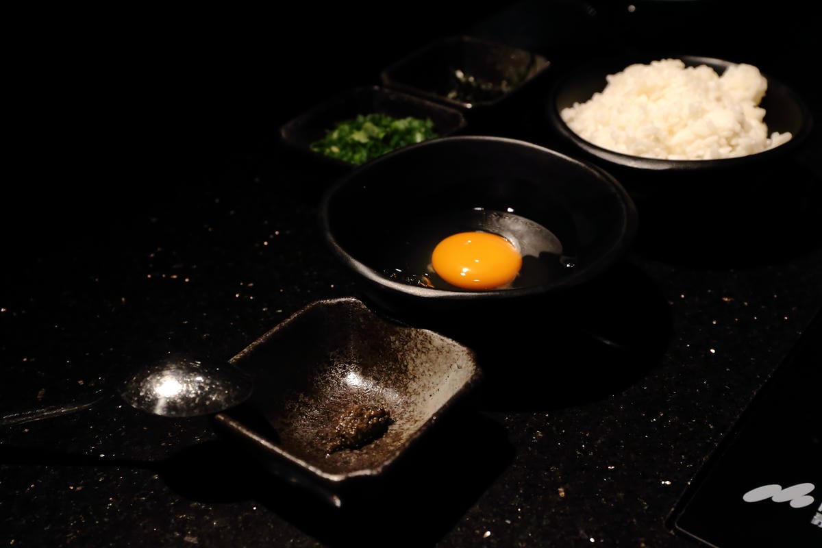 【食。台北】。囍聚。精緻鍋物～台北海鮮火鍋代名詞，老饕必訪！頂級蝦子太銷魂，吃到痛風也不怕！