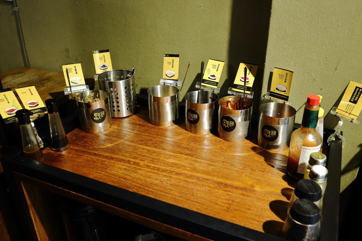 【食。台中】Veges M 饗蔬職人（一中參代店）～獨領風潮，蔬食滷味新概念！自製獨門配方滷汁，原來蔬食也可以這樣吃！