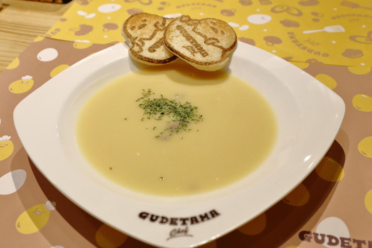 【食。台北】Gudetama Chef-蛋黃哥五星主廚餐廳～各位觀眾！眾所矚目的蛋黃哥主題餐廳來台北啦！（試營運搶先看，附完整菜單）