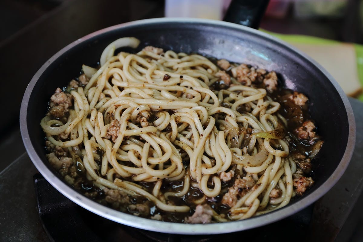 【食。三重】熊尬夯碳烤三明治早午餐～巷弄隱藏版早餐店。不同的故事、認真生活的態度，單親媽堅強撫養身心障礙兒子不喊苦，天然手作，充滿媽媽味道的餐點便宜又好吃