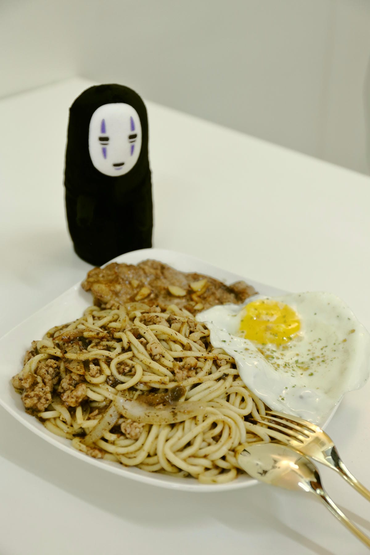 【食。三重】熊尬夯碳烤三明治早午餐～巷弄隱藏版早餐店。不同的故事、認真生活的態度，單親媽堅強撫養身心障礙兒子不喊苦，天然手作，充滿媽媽味道的餐點便宜又好吃