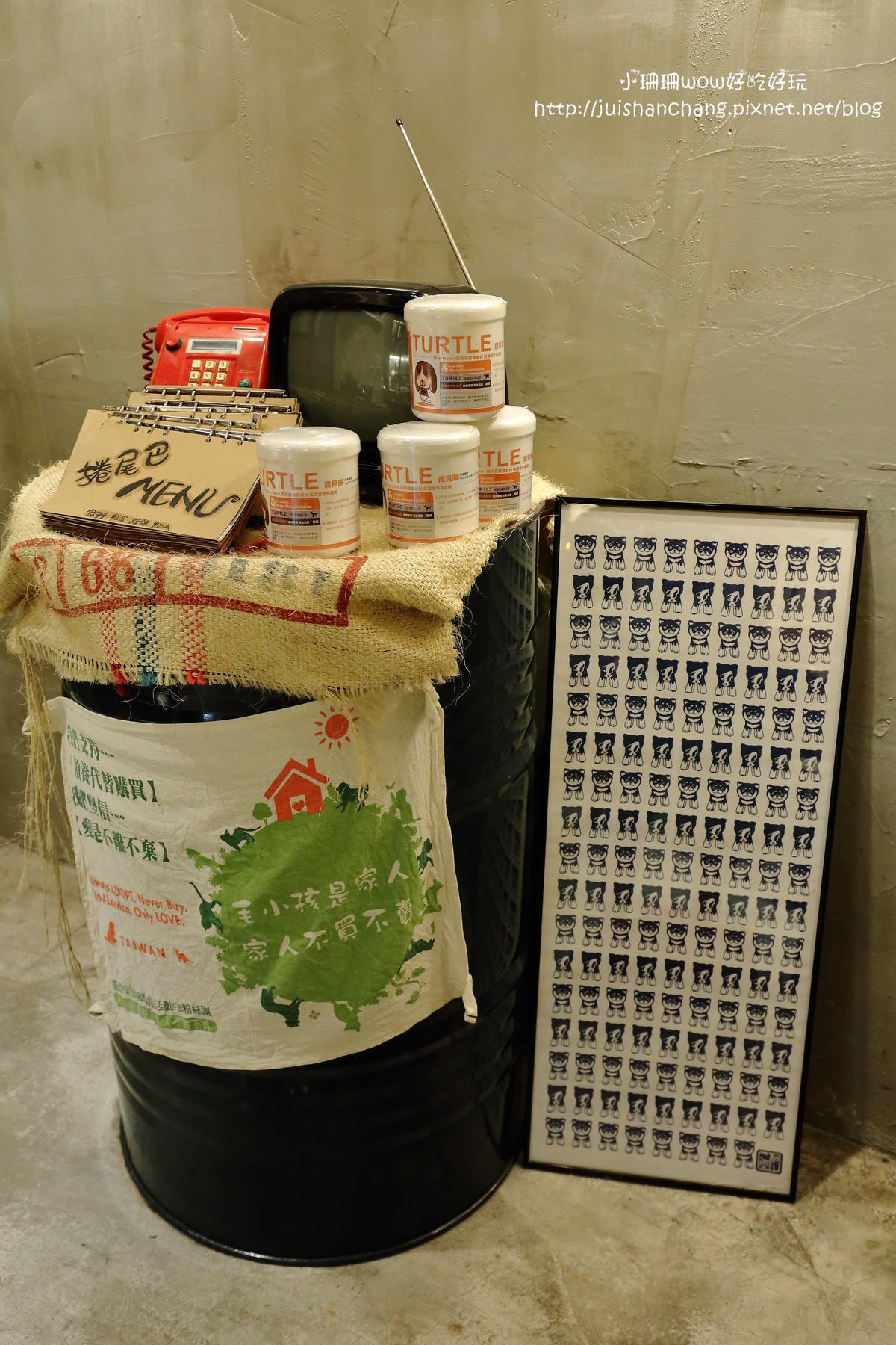 【食。永和】捲尾巴寵物友善餐廳X複合式小酒館有柴犬店長陪吃飯,萌指數破表!老闆手作創意料理,還有意想不到的限量菜色喔!