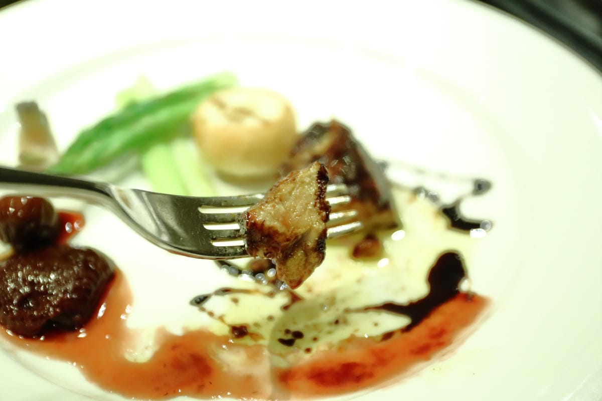 【食。台北】犇 鐵板燒～與大廚零距離，展現25年鐵板功力，品嘗讓人允指回味的頂級和牛！