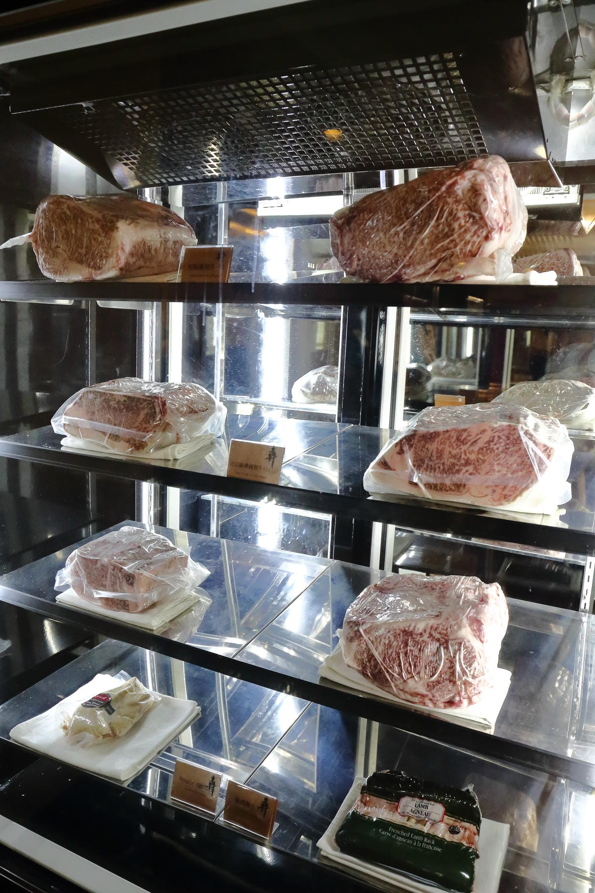 【食。台北】犇 鐵板燒～與大廚零距離，展現25年鐵板功力，品嘗讓人允指回味的頂級和牛！