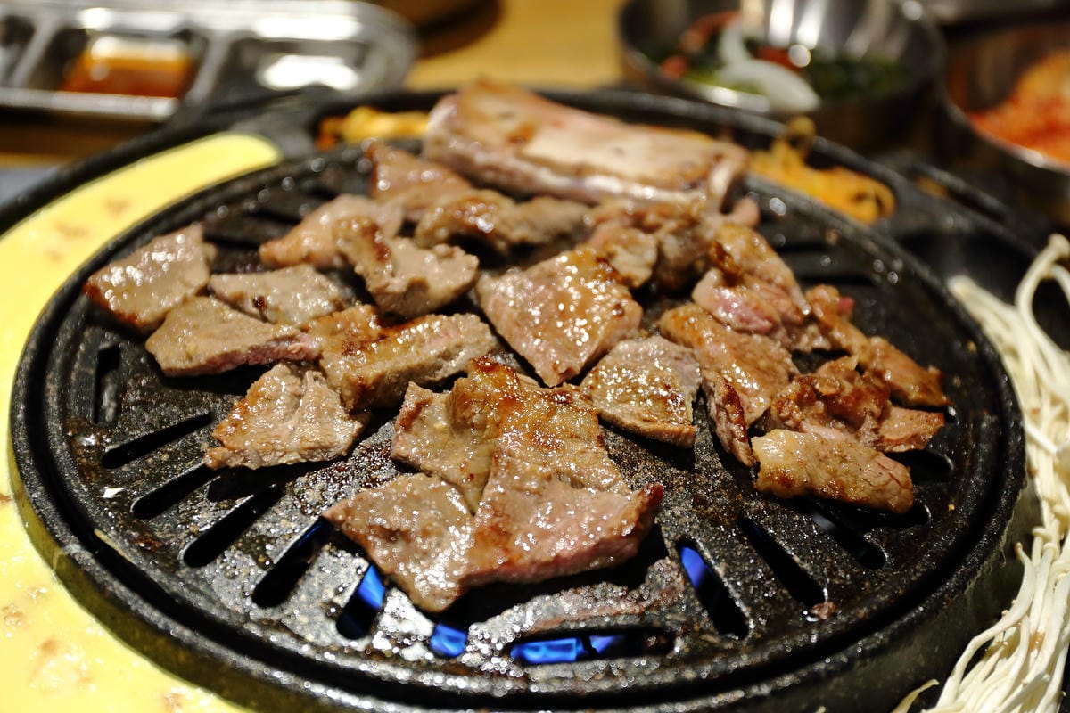 【食。板橋】MANNA 만나 韓式烤肉專門店～板橋韓式料理。驚見美魔女老闆娘，不用去韓國也有道地美味！