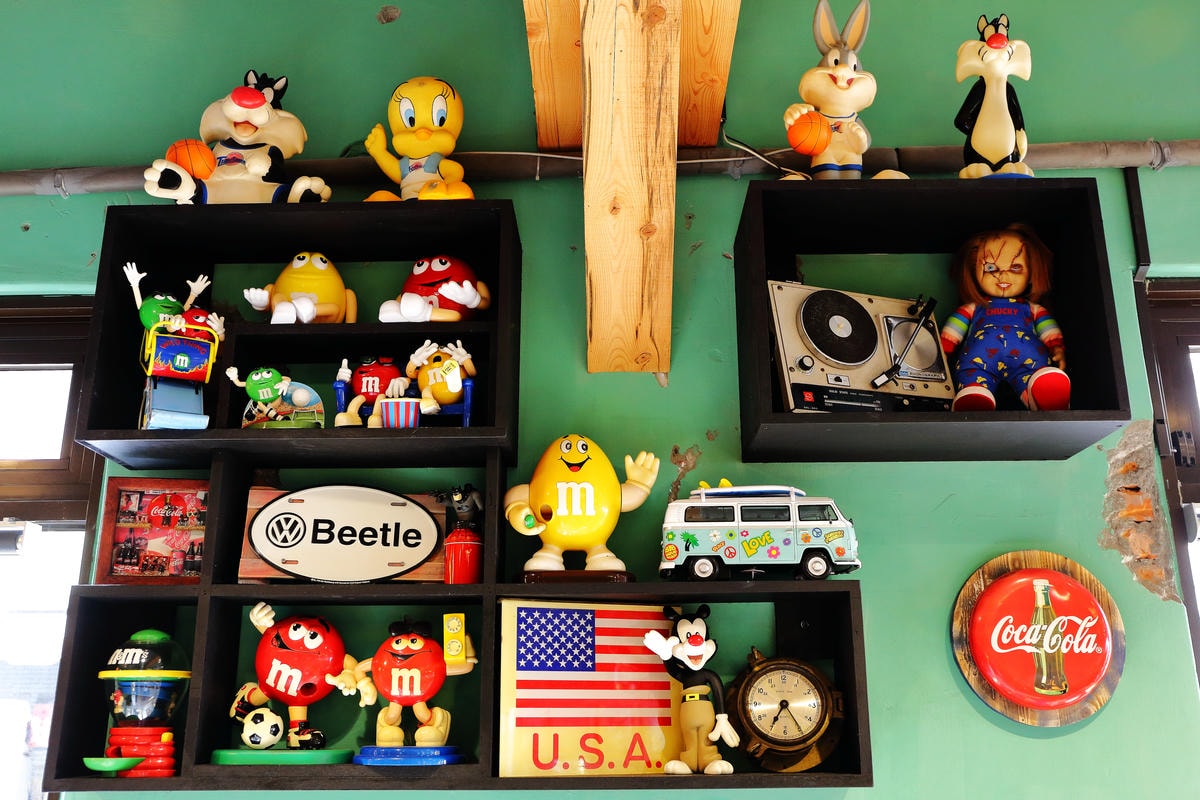 【食。板橋】1925 caf’e新開幕早午餐。這不是機車行?復古風偉士牌機車餐廳,重返50年前的風光