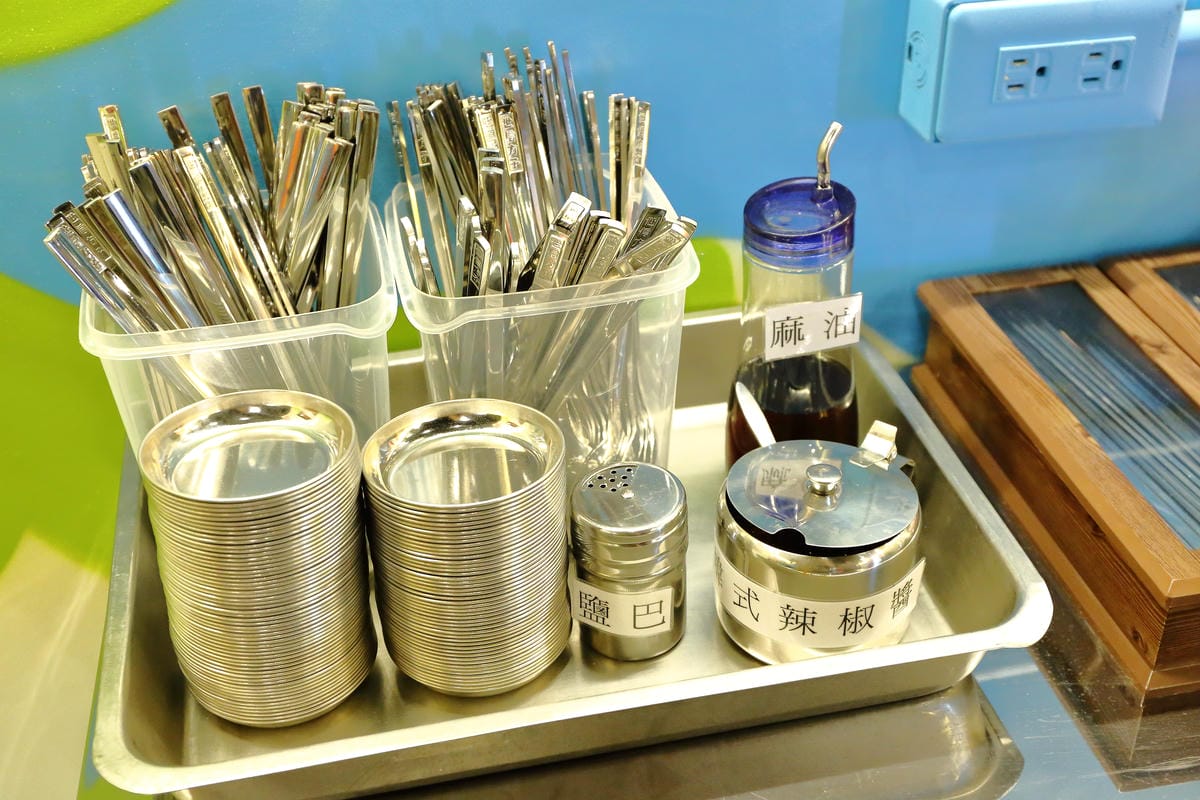 【食。中壢】Stand up韓道立燒 中壢店～韓式烤肉新開幕！只有鐵桶、只能站著吃的烤肉店！(已歇業)