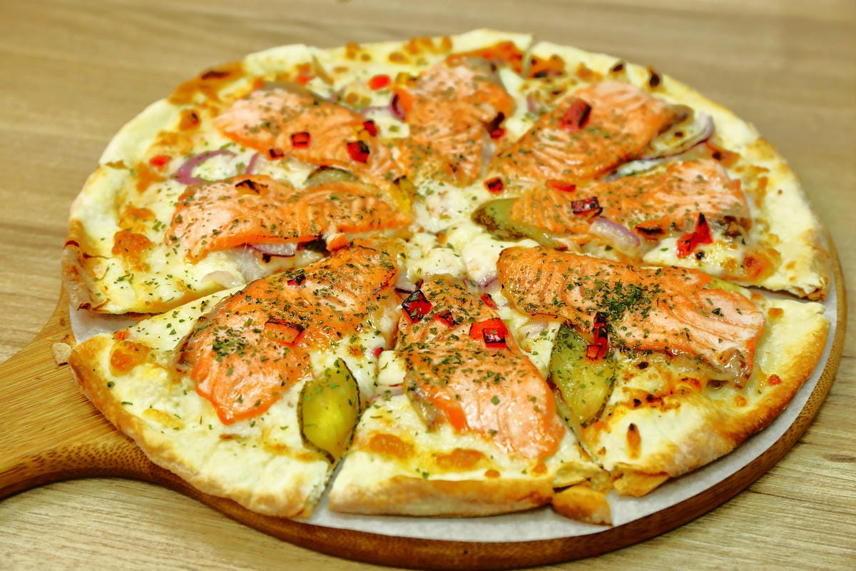 【食。士林】iPizza愛披薩～士林夜市披薩。融合許多台灣食材和獨特風味的餡料，徹底顛覆你對披薩的既定印象！百聞不如一見的好滋味！