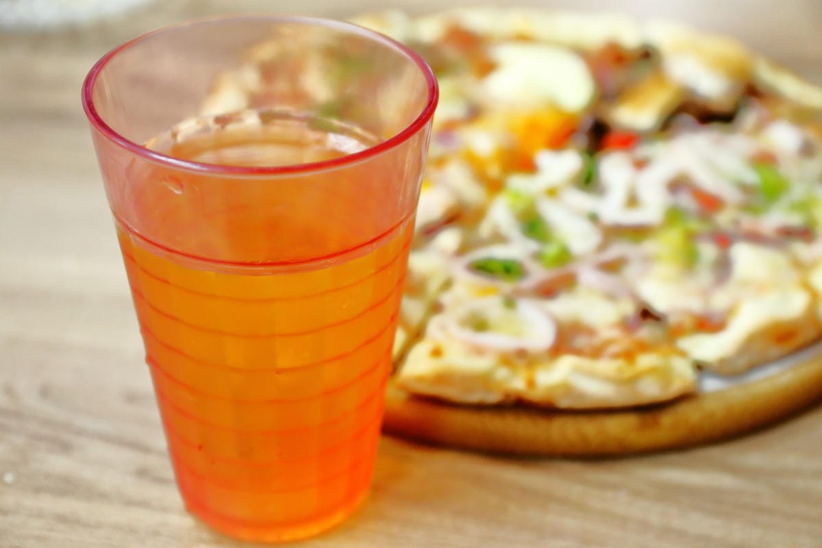 【食。士林】iPizza愛披薩～士林夜市披薩。融合許多台灣食材和獨特風味的餡料，徹底顛覆你對披薩的既定印象！百聞不如一見的好滋味！