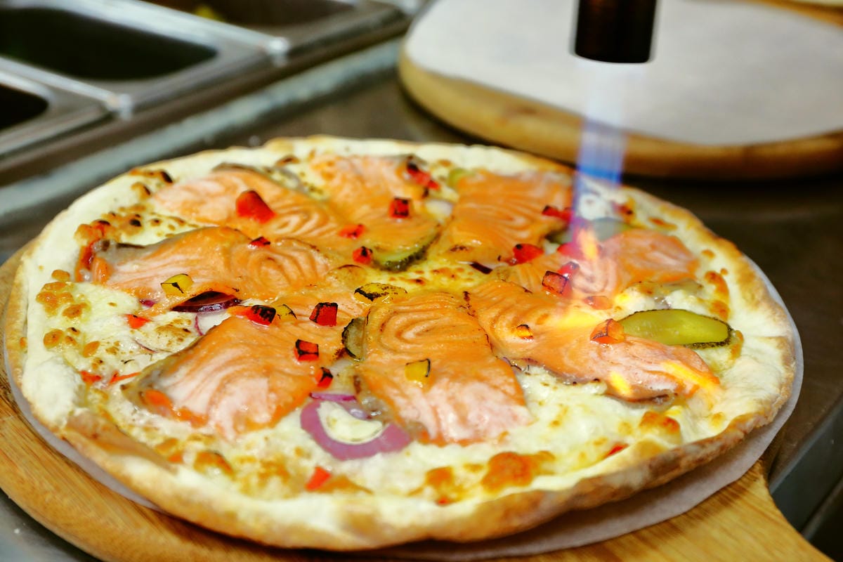 【食。士林】iPizza愛披薩～士林夜市披薩。融合許多台灣食材和獨特風味的餡料，徹底顛覆你對披薩的既定印象！百聞不如一見的好滋味！