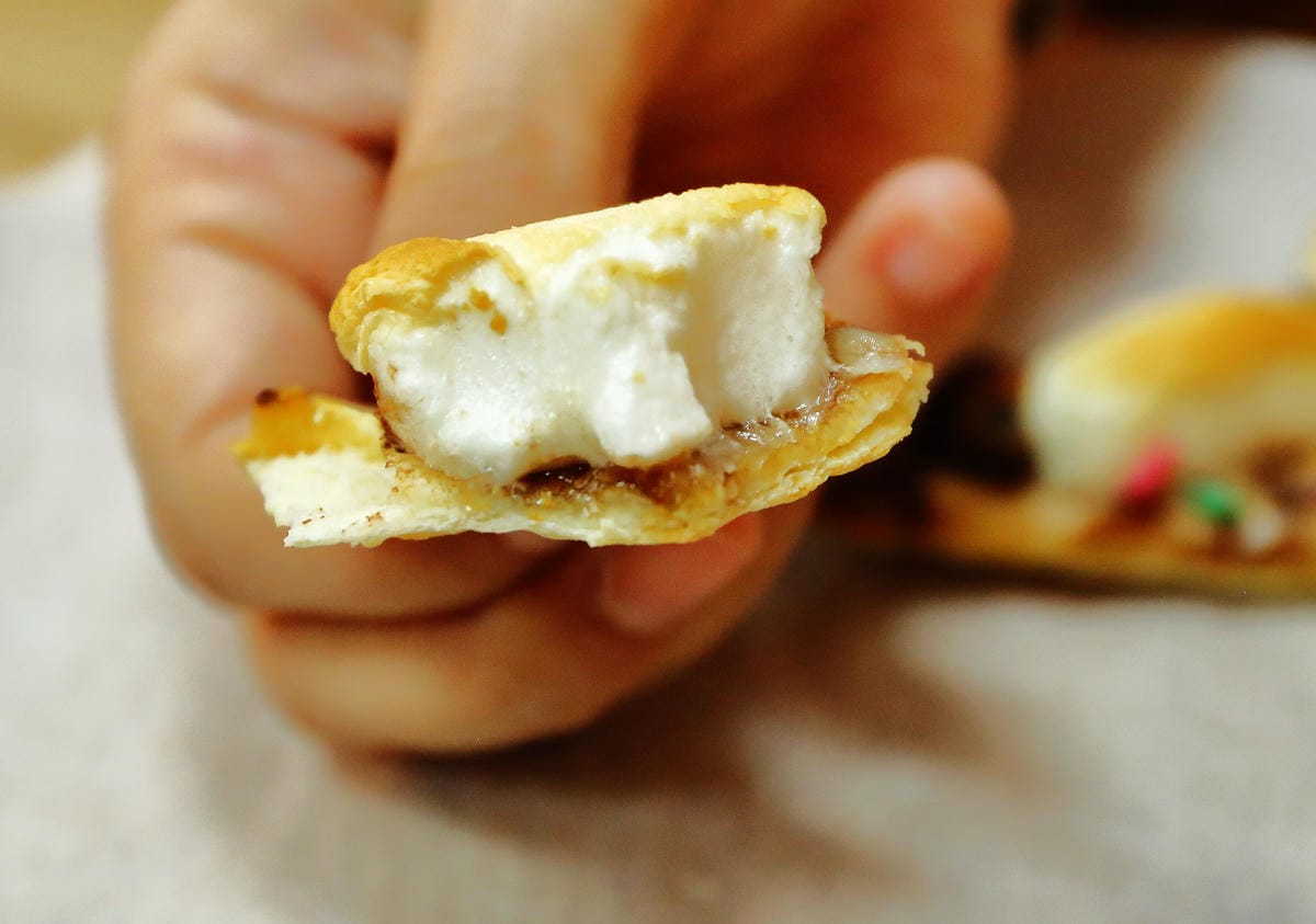 【食。士林】iPizza愛披薩～士林夜市披薩。融合許多台灣食材和獨特風味的餡料，徹底顛覆你對披薩的既定印象！百聞不如一見的好滋味！