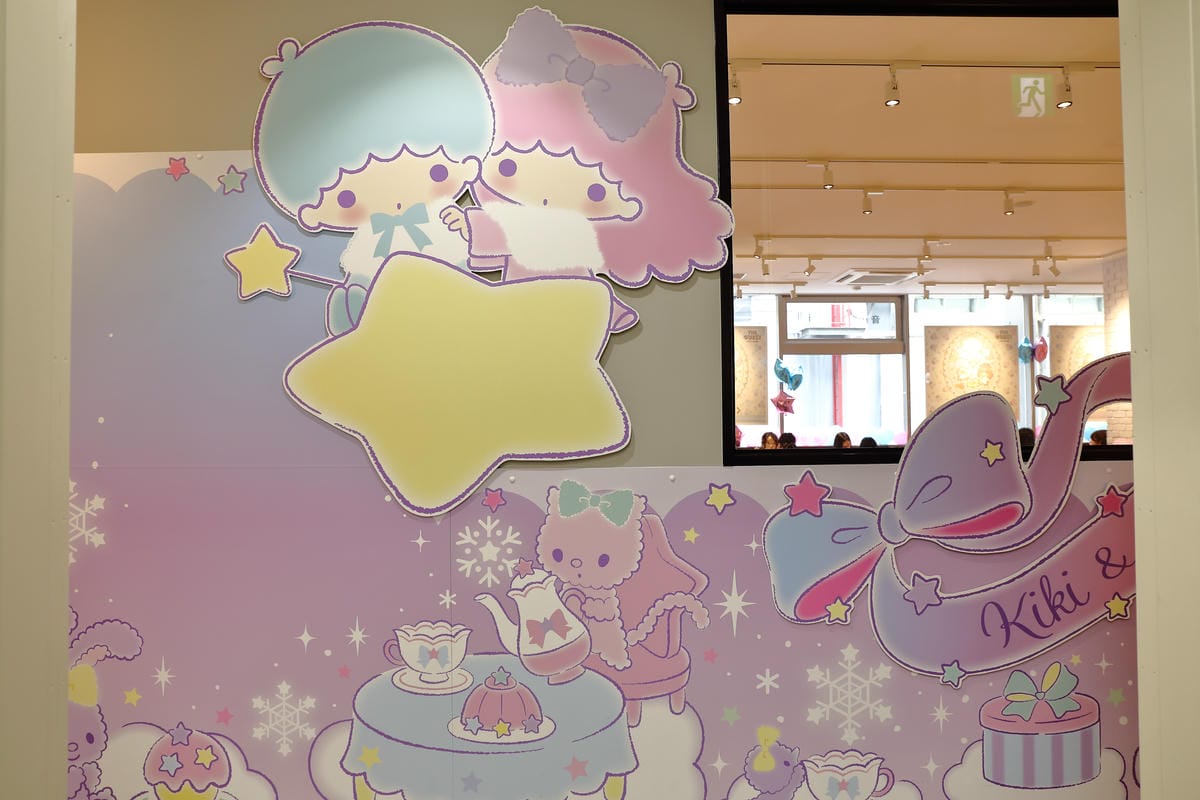 【食。大阪】Kiki & Lala Café咖啡廳夢幻登場～讓人為之瘋狂的Kiki Lala，雙子星陪妳用餐，完全少女心的尖叫啊！