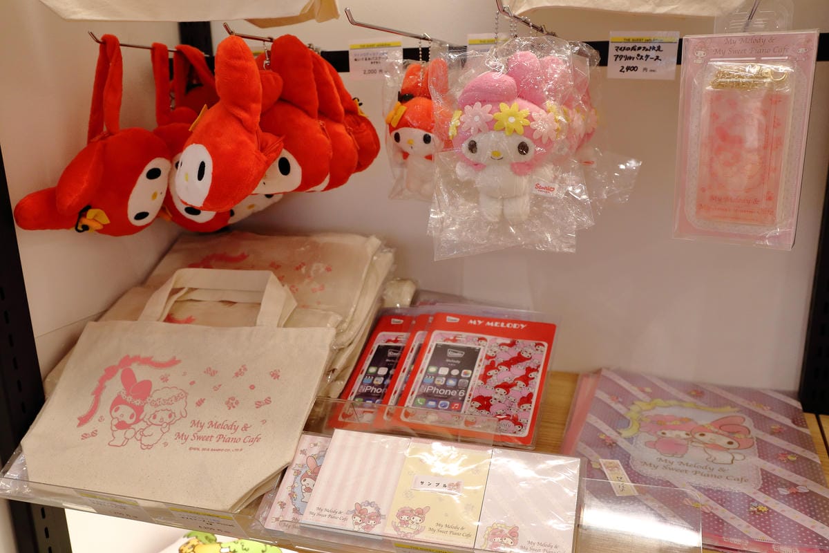 【食。大阪】Kiki & Lala Café咖啡廳夢幻登場～讓人為之瘋狂的Kiki Lala，雙子星陪妳用餐，完全少女心的尖叫啊！