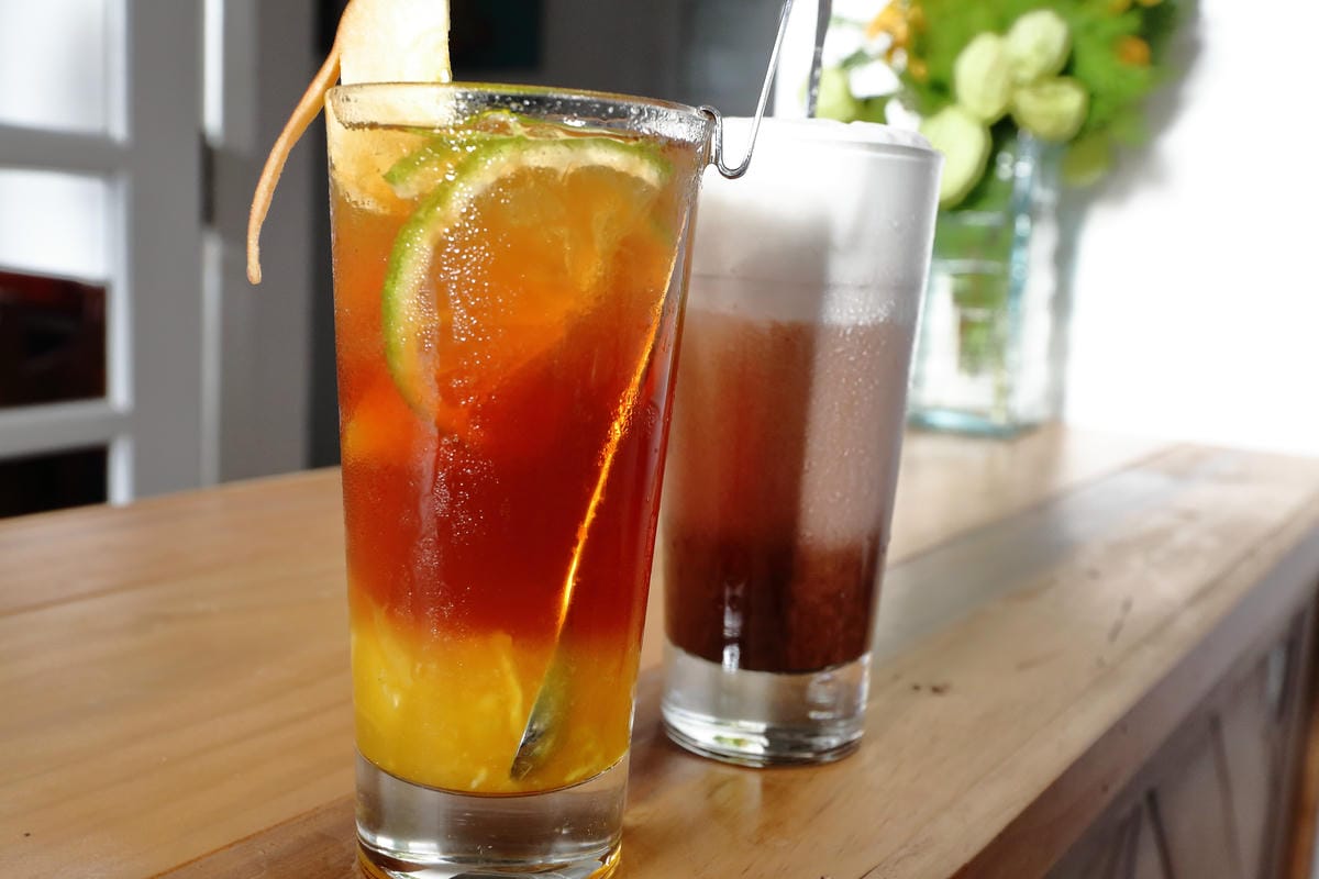 【食。士林】白房子 Yang Ｍing Caf’e～掀開美軍眷舍威嚴神秘的面紗，從早到晚都有不同風情。從選豆、研磨到沖泡，沖出北台灣最厲害的手沖咖啡！