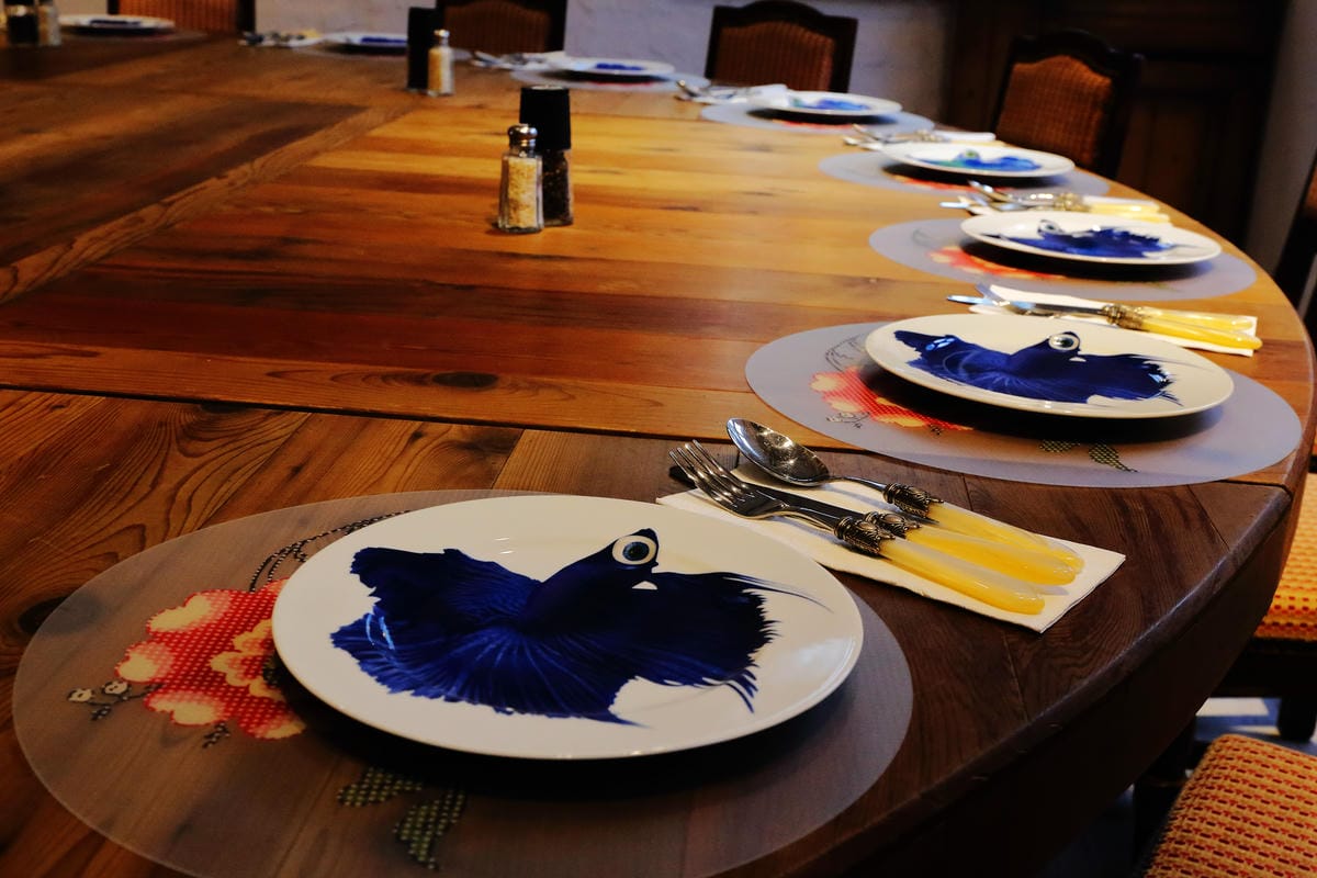 【食。士林】白房子 Yang Ｍing Caf’e～掀開美軍眷舍威嚴神秘的面紗，從早到晚都有不同風情。從選豆、研磨到沖泡，沖出北台灣最厲害的手沖咖啡！