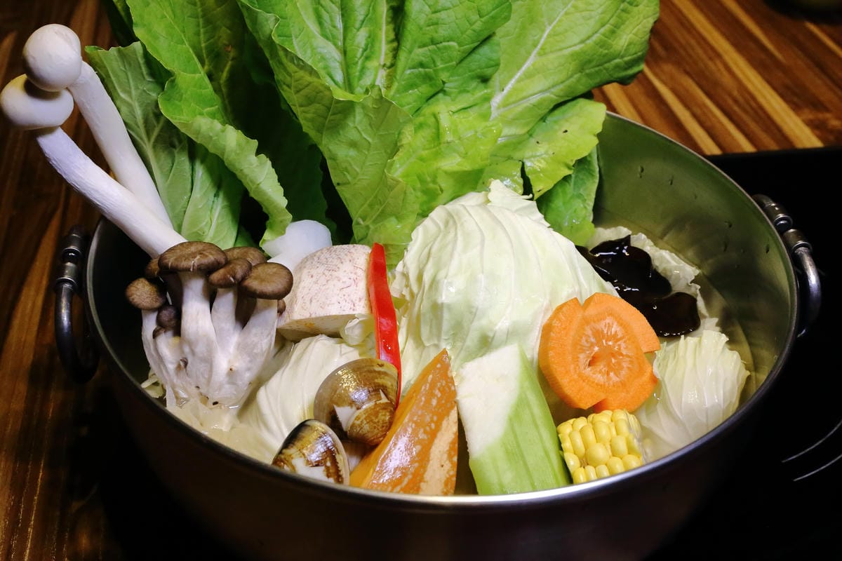 【食。新莊】婧 Shabu～新莊精緻火鍋+日式料理，精緻美味鍋物料理令人驚豔。天冷了不怕，還有大蒜精力湯！
