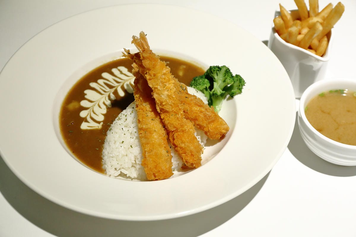 【食。板橋】S.B STORE 日式洋食館～新開幕！就是愛咖哩！大份量超高C/P值的日式咖哩蛋包飯、丼飯、拉麵