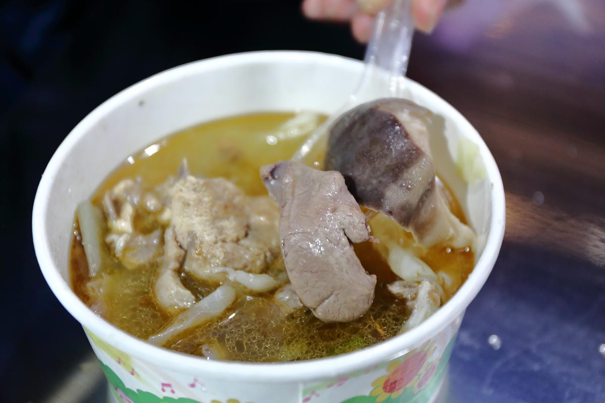 【食。板橋】新北市文創觀光夜市～新北市最大規模文創觀光夜市新開幕！擠爆人潮！匯集了南北小吃搶先看！(已歇業)