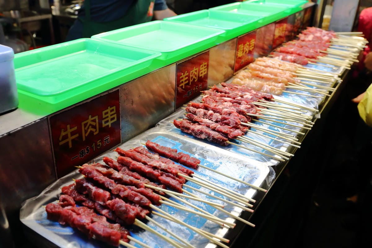 【食。板橋】新北市文創觀光夜市～新北市最大規模文創觀光夜市新開幕！擠爆人潮！匯集了南北小吃搶先看！(已歇業)