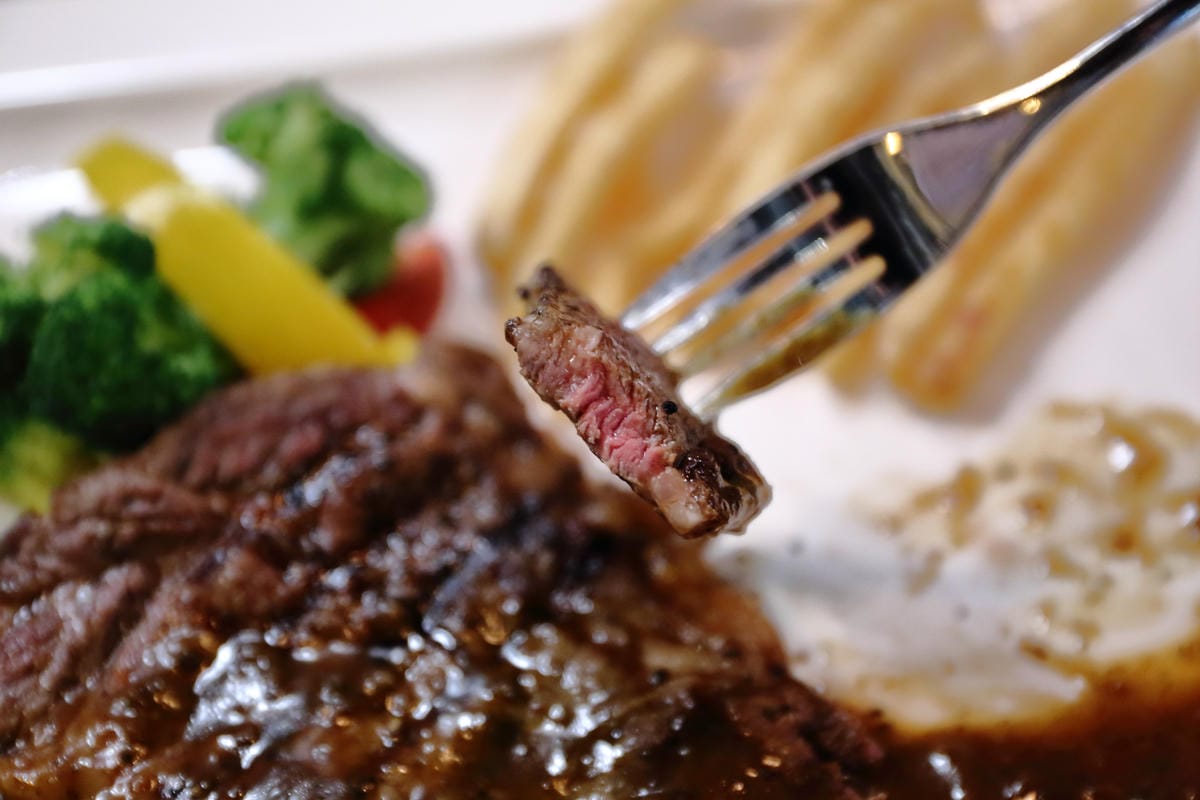 【食。內湖】Fun Breeze 放風餐廳～球池、溜滑梯、積木！內湖最火紅的夢幻親子餐廳，媽咪可以放心的聊天吃飯囉