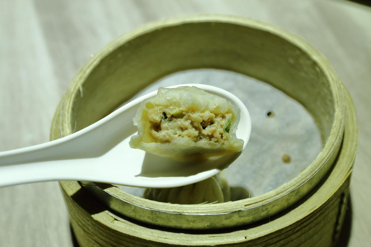 【食。板橋】貍小籠港式點心（板橋愛買）～發現便宜大碗新美味！藏在量販店裡的超人氣港式飲茶點心(MENU全價目)