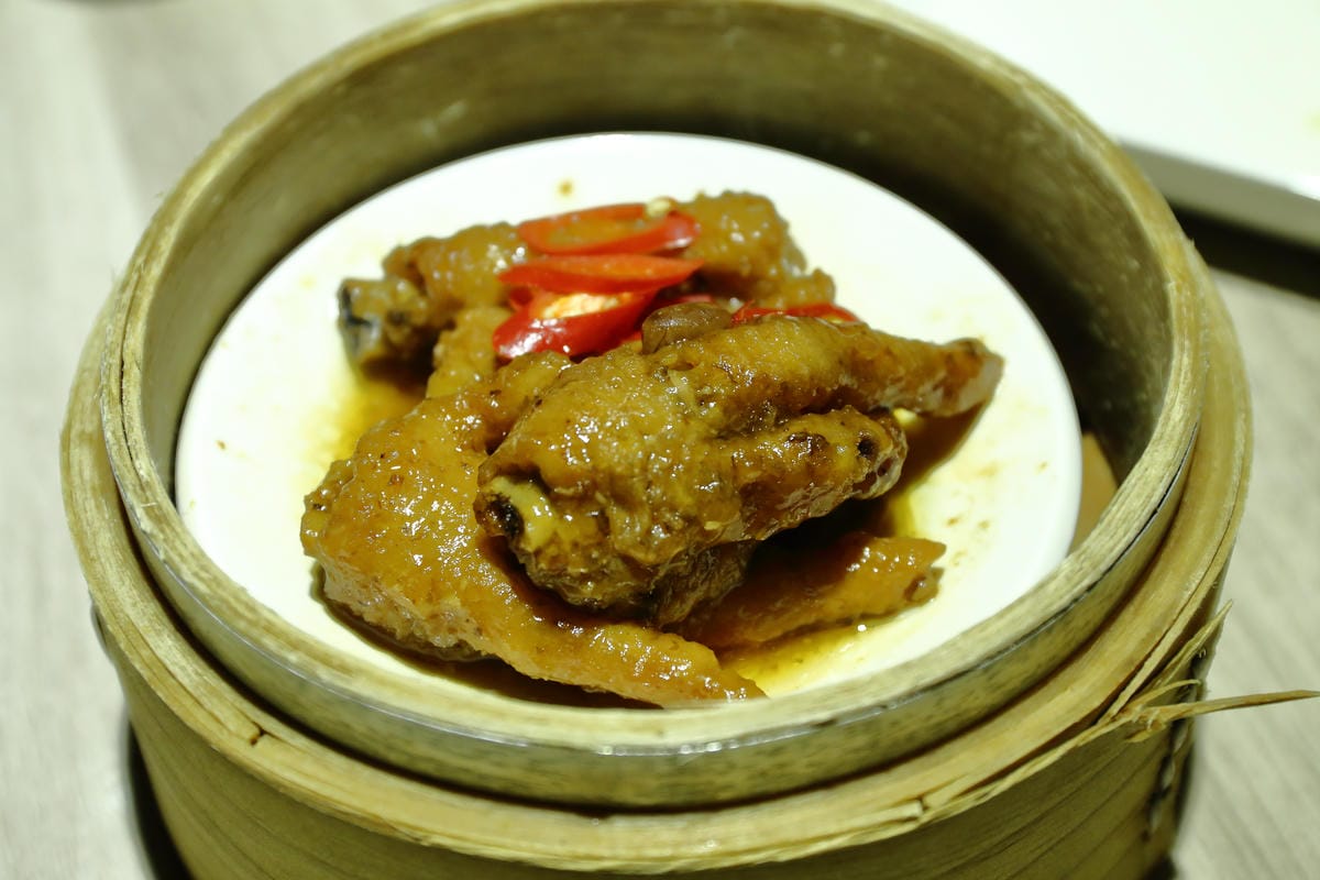 【食。板橋】貍小籠港式點心（板橋愛買）～發現便宜大碗新美味！藏在量販店裡的超人氣港式飲茶點心(MENU全價目)