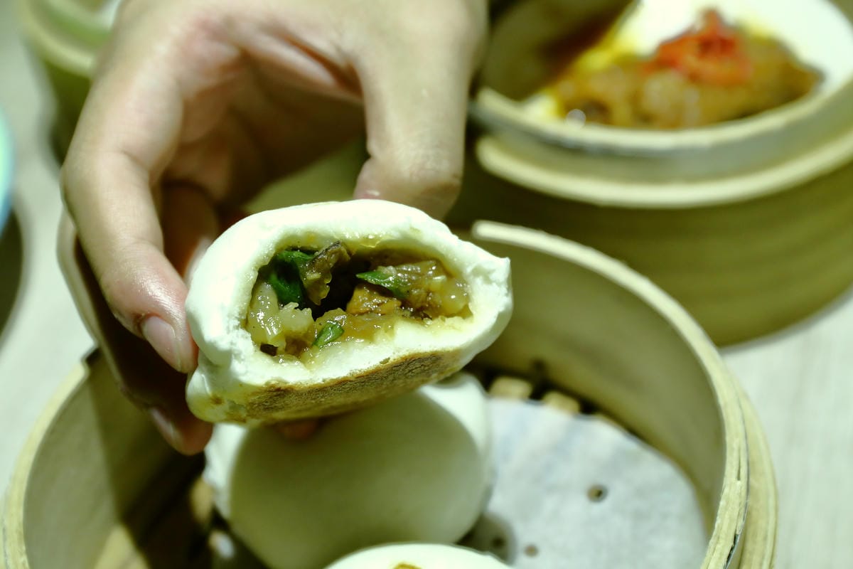 【食。板橋】貍小籠港式點心（板橋愛買）～發現便宜大碗新美味！藏在量販店裡的超人氣港式飲茶點心(MENU全價目)
