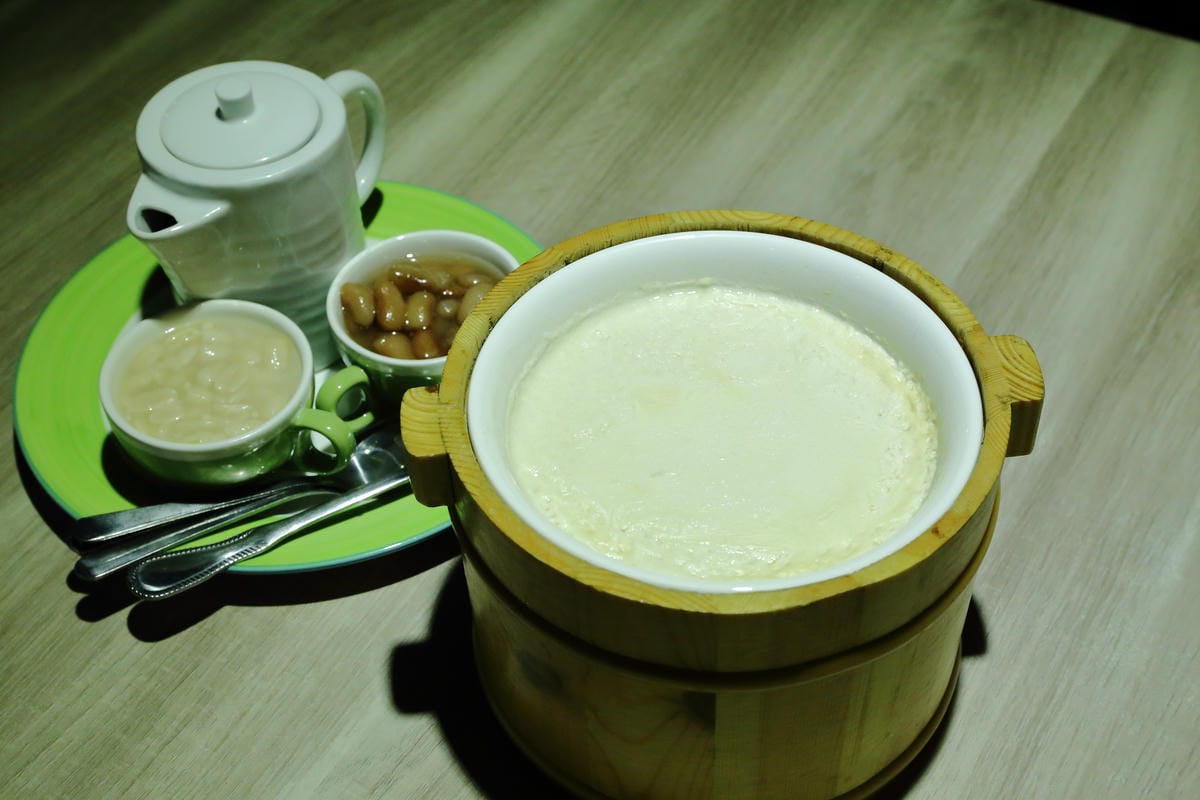 【食。板橋】貍小籠港式點心（板橋愛買）～發現便宜大碗新美味！藏在量販店裡的超人氣港式飲茶點心(MENU全價目)