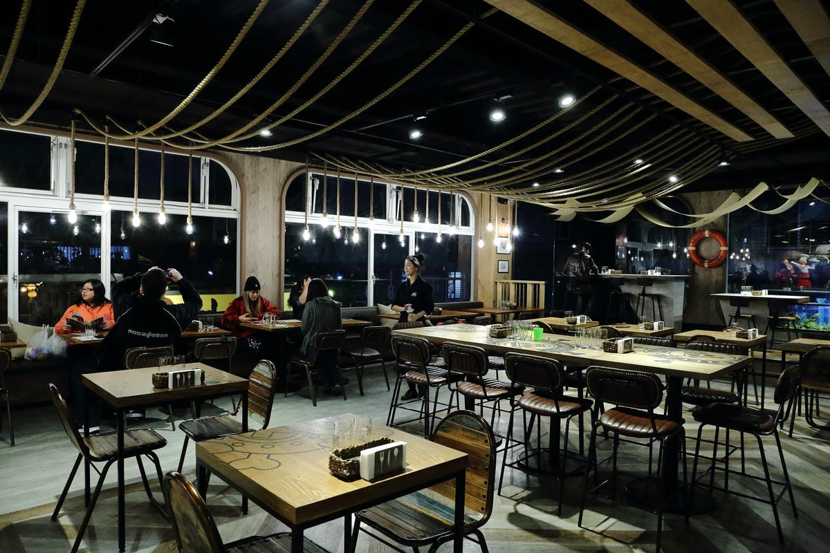 【食。台北】台灣航海王餐廳 ONE PIECE Restaurant～號外！海賊迷請注意！全球第一家航海王主題餐廳今天開幕啦！讓我們一起航向偉大的航道吧！(已歇業)