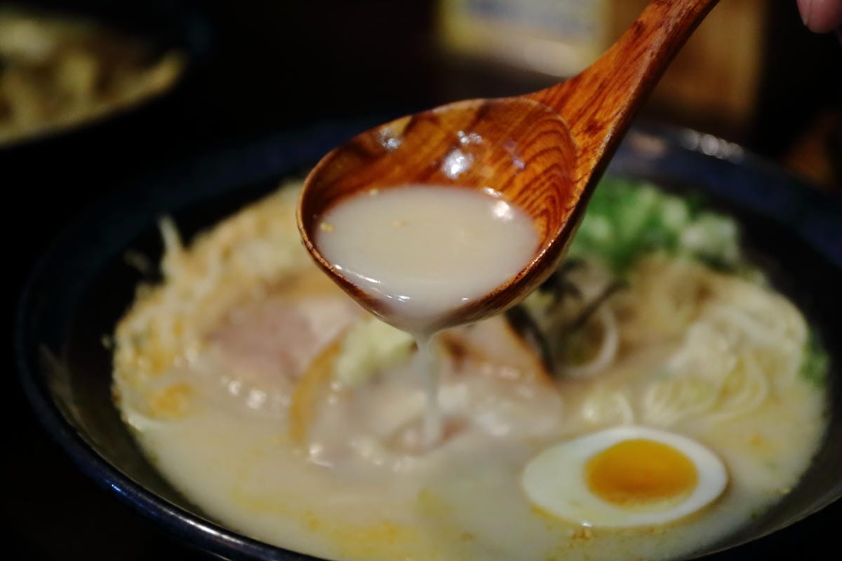 【食。蘆洲】花麵丸ラーメン～一生懸命！一種堅持！在日本街道氣息中，享受道地的拉麵不用飛日本！（文末抽獎）　