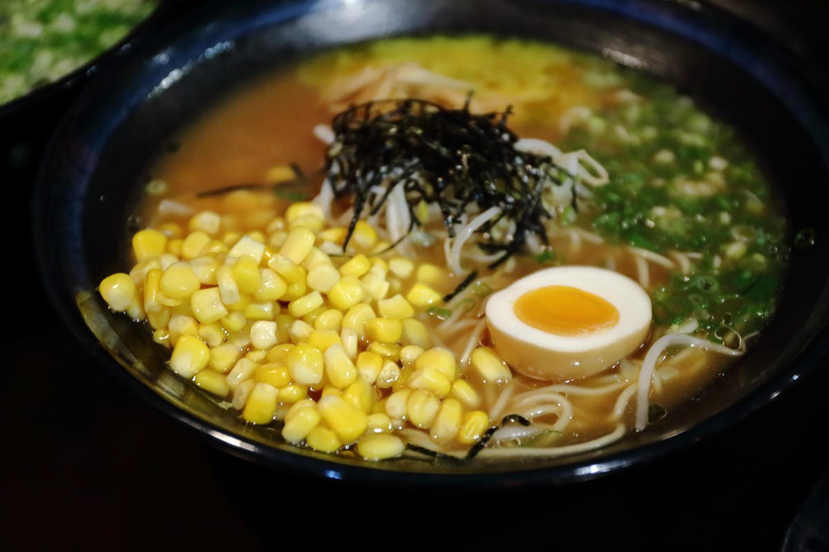 【食。蘆洲】花麵丸ラーメン～一生懸命！一種堅持！在日本街道氣息中，享受道地的拉麵不用飛日本！（文末抽獎）　