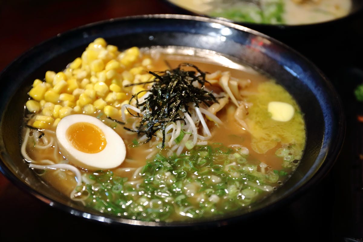 【食。蘆洲】花麵丸ラーメン～一生懸命！一種堅持！在日本街道氣息中，享受道地的拉麵不用飛日本！（文末抽獎）　