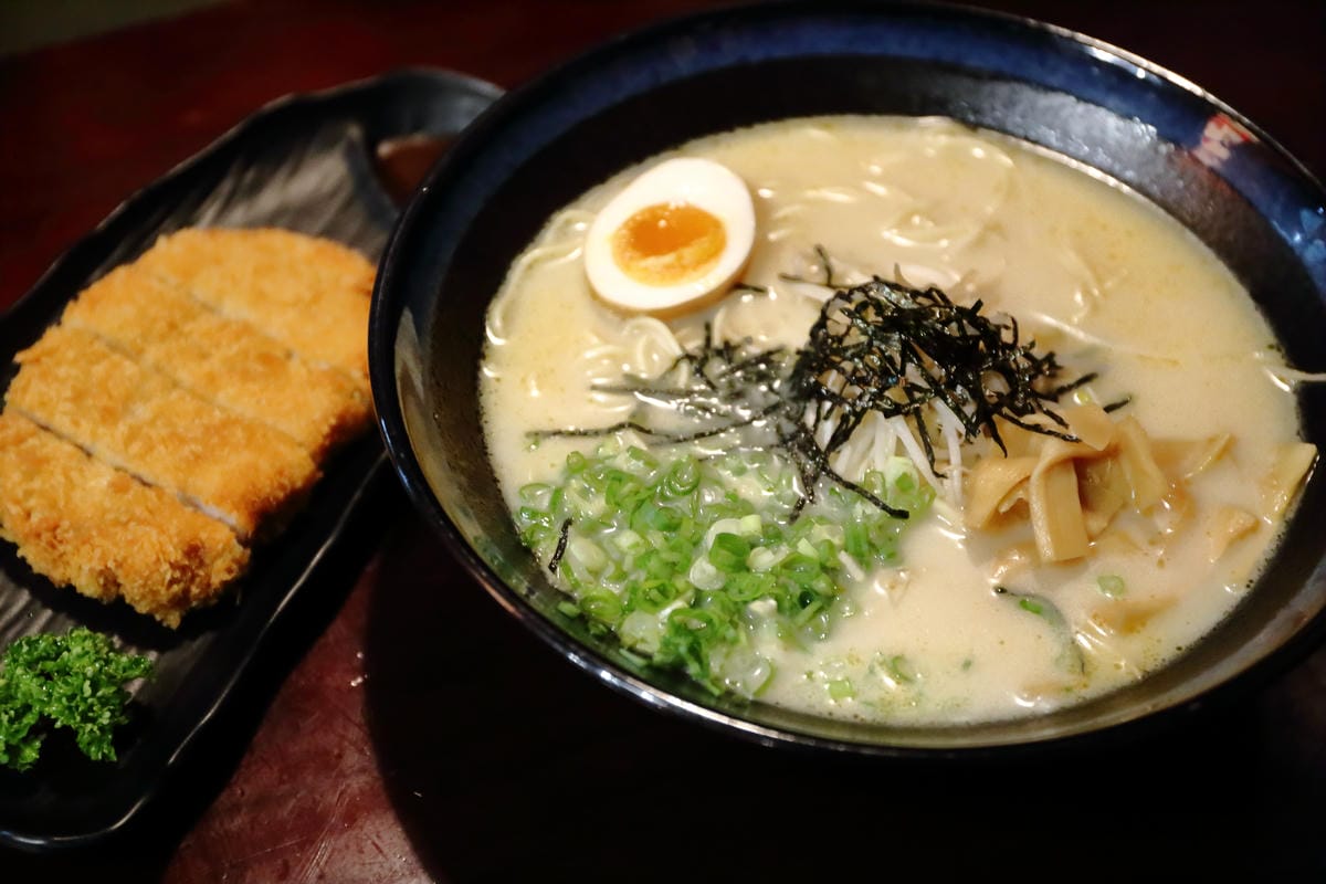 【食。蘆洲】花麵丸ラーメン～一生懸命！一種堅持！在日本街道氣息中，享受道地的拉麵不用飛日本！（文末抽獎）　