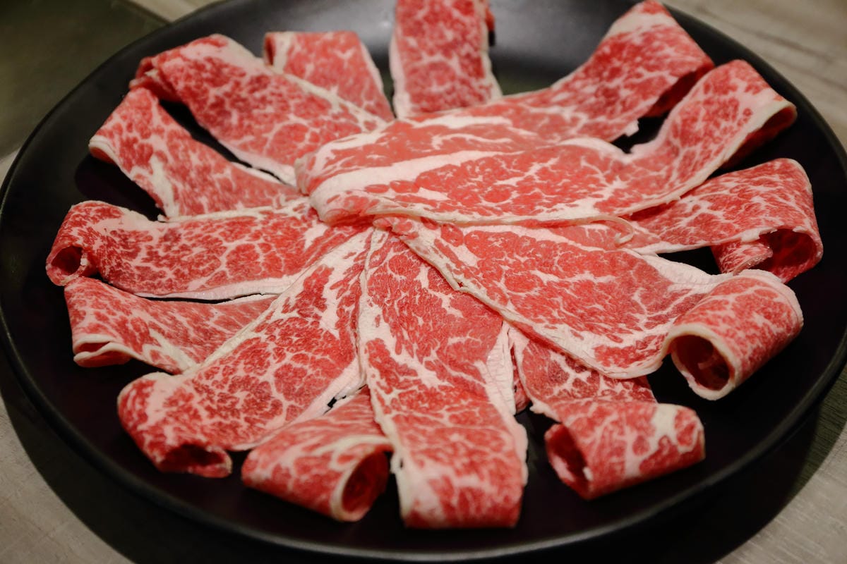 【食。台北】三冰九鍋～食尚玩家大胃王挑戰/台北松山火鍋推薦/比手臂還要粗的國王蝦(已歇業)