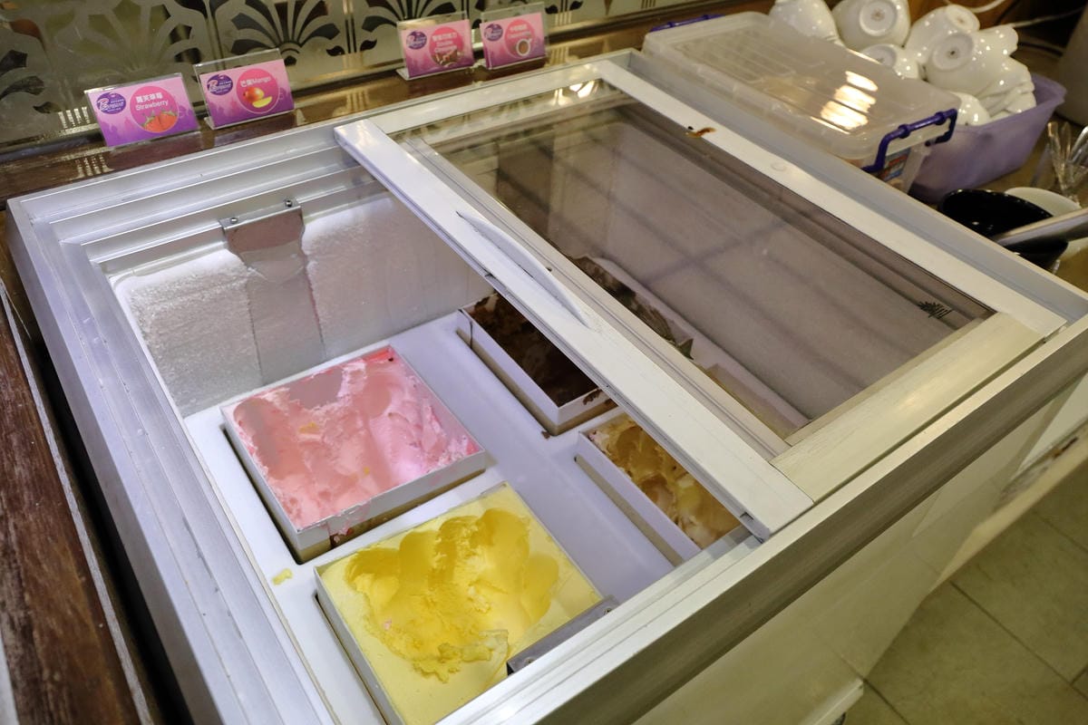 【食。台北】三冰九鍋～食尚玩家大胃王挑戰/台北松山火鍋推薦/比手臂還要粗的國王蝦(已歇業)